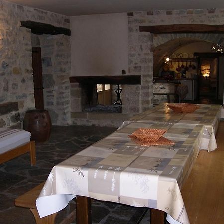 Sainte-Eulalie-de-Cernon La Bergerie Bed & Breakfast エクステリア 写真