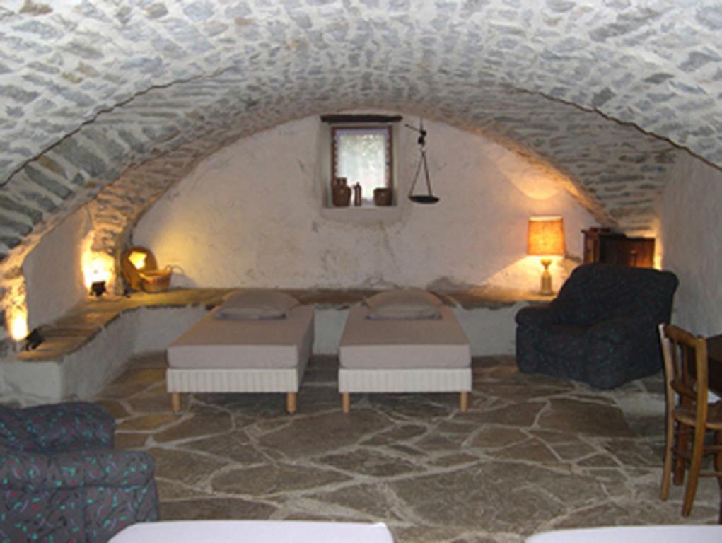 Sainte-Eulalie-de-Cernon La Bergerie Bed & Breakfast 部屋 写真